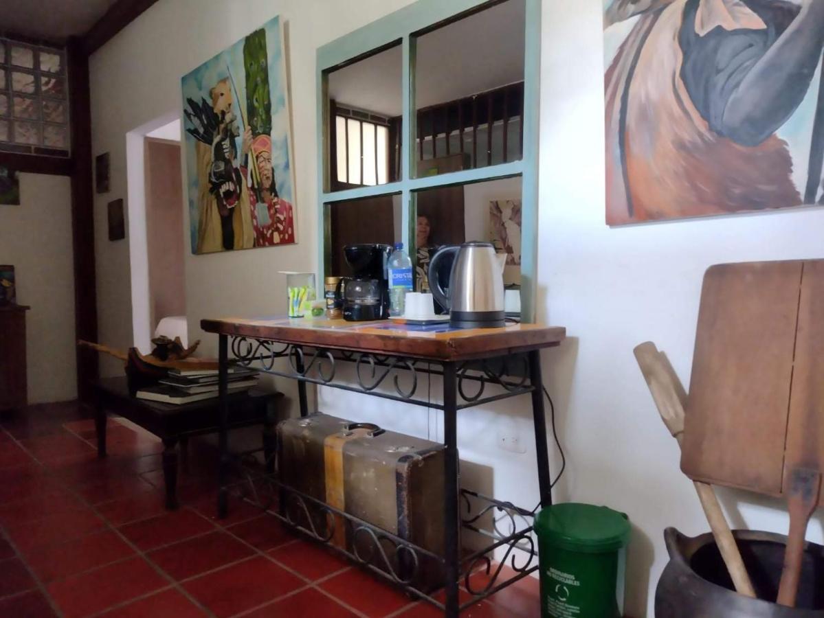 לינה וארוחת בוקר San Martin  La Casona Llanera מראה חיצוני תמונה