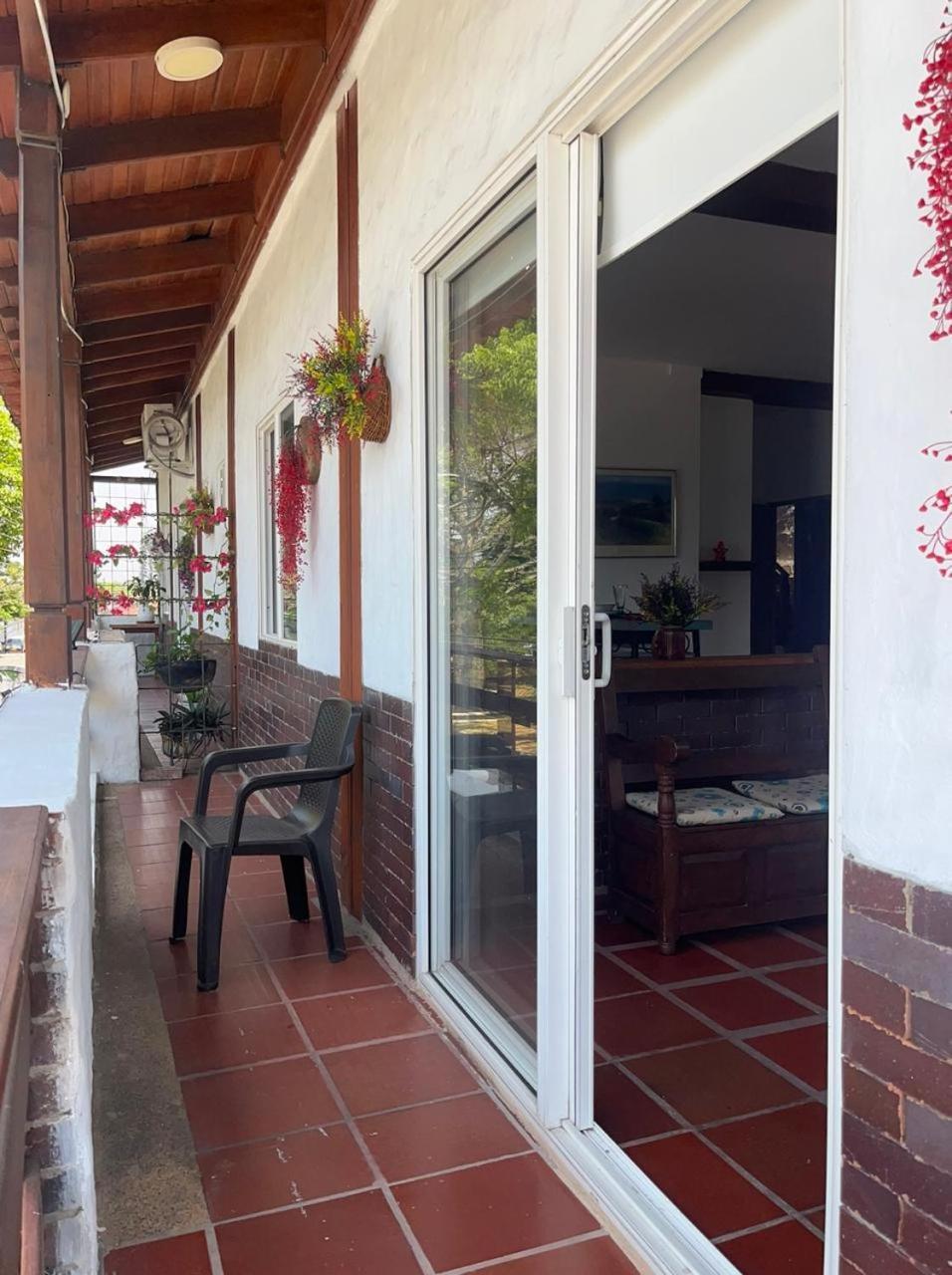 לינה וארוחת בוקר San Martin  La Casona Llanera מראה חיצוני תמונה